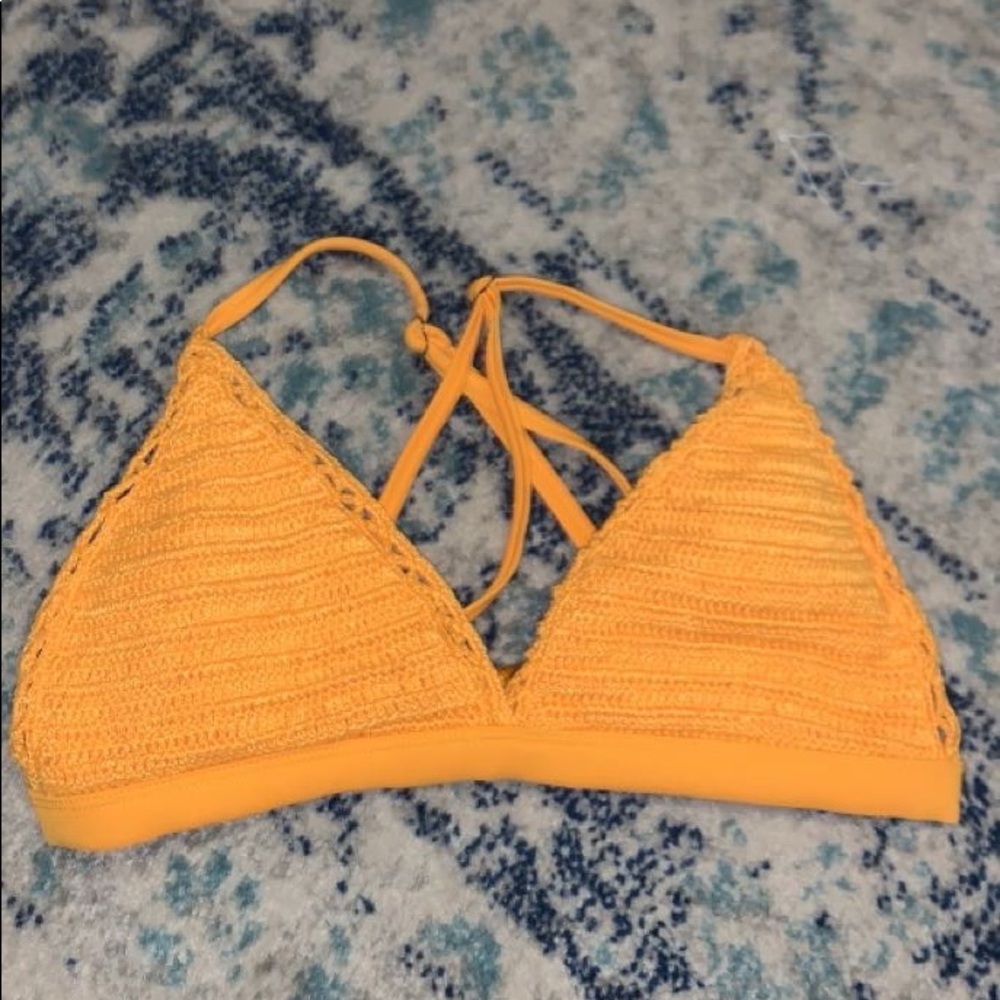 TARGET bikini top; Size M